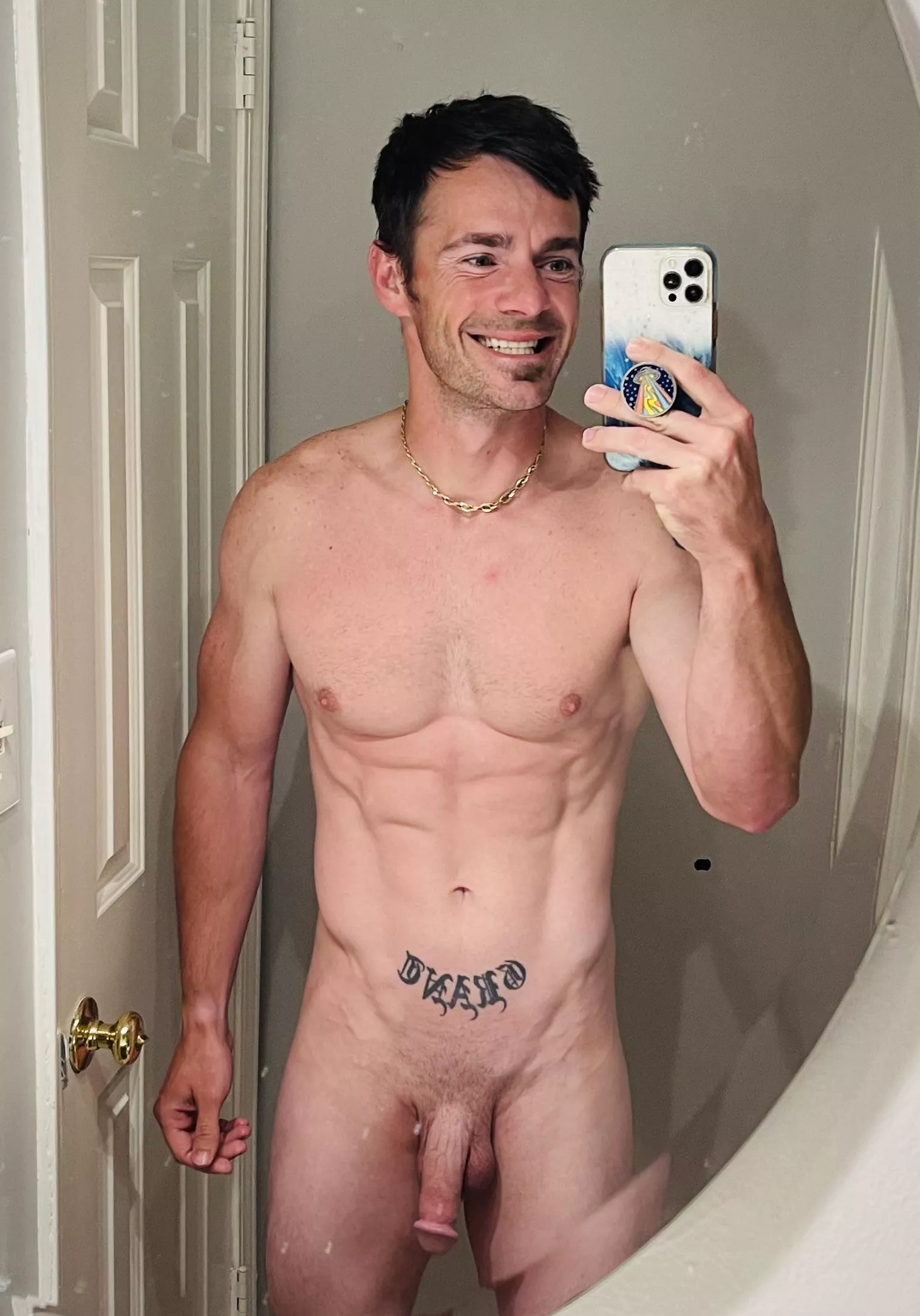 Bi Bro here (33) what’s Freaky about your Friday? posted by FreeJoeExotic07