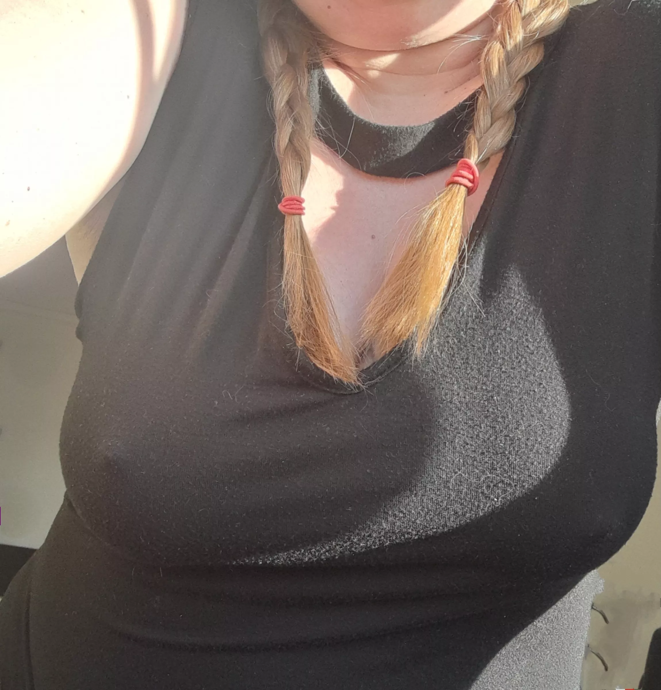 Bra-free makes me feel brazen posted by Clio_Cat_31