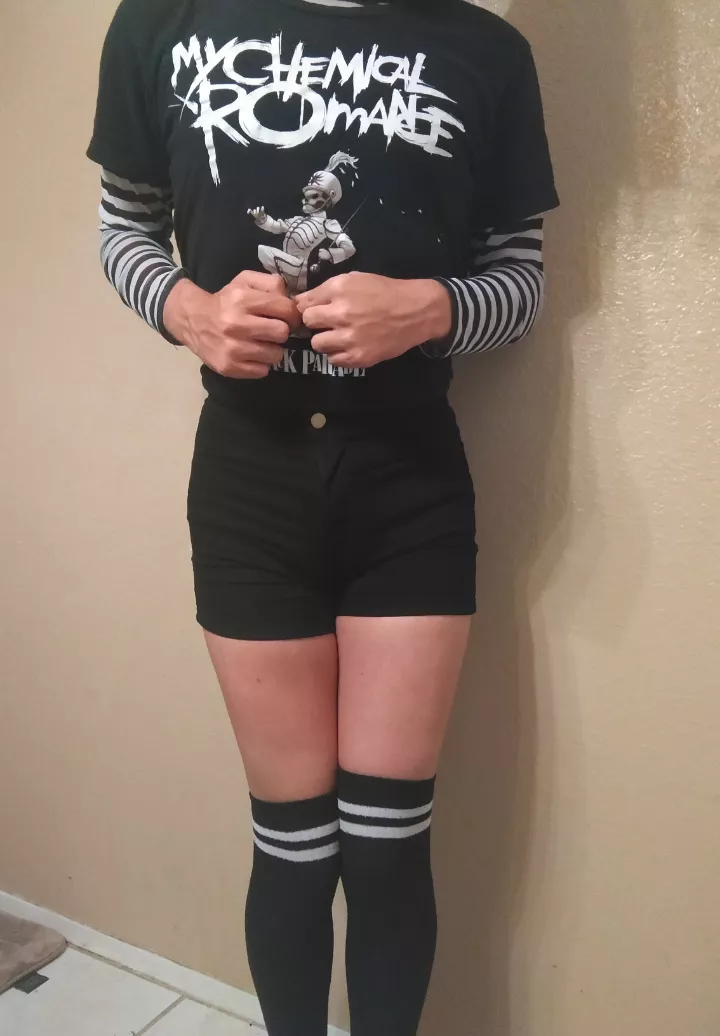 chill emo fit :3 posted by catwimp