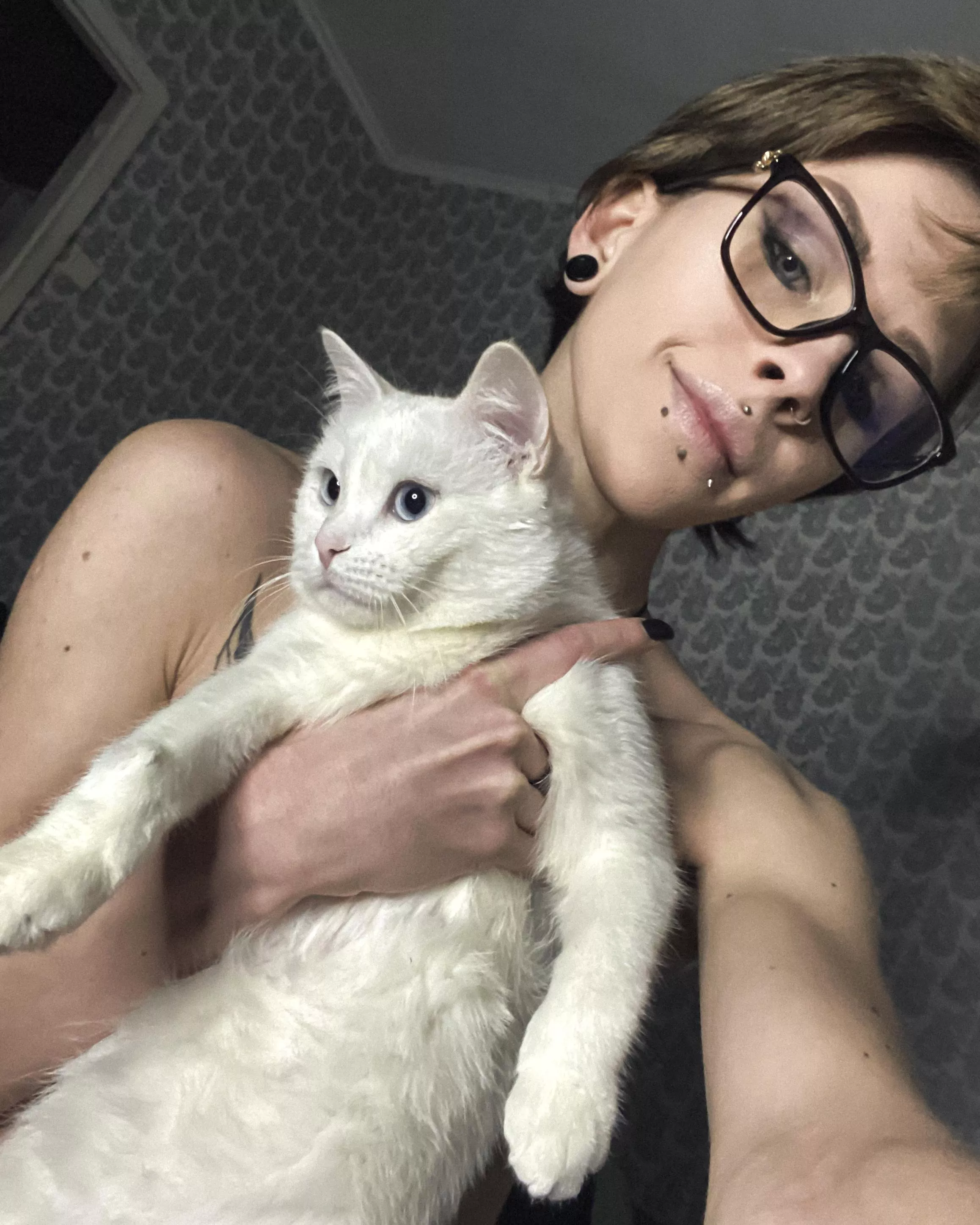 Felling kinda cute right now posted by lovely_cherryyy