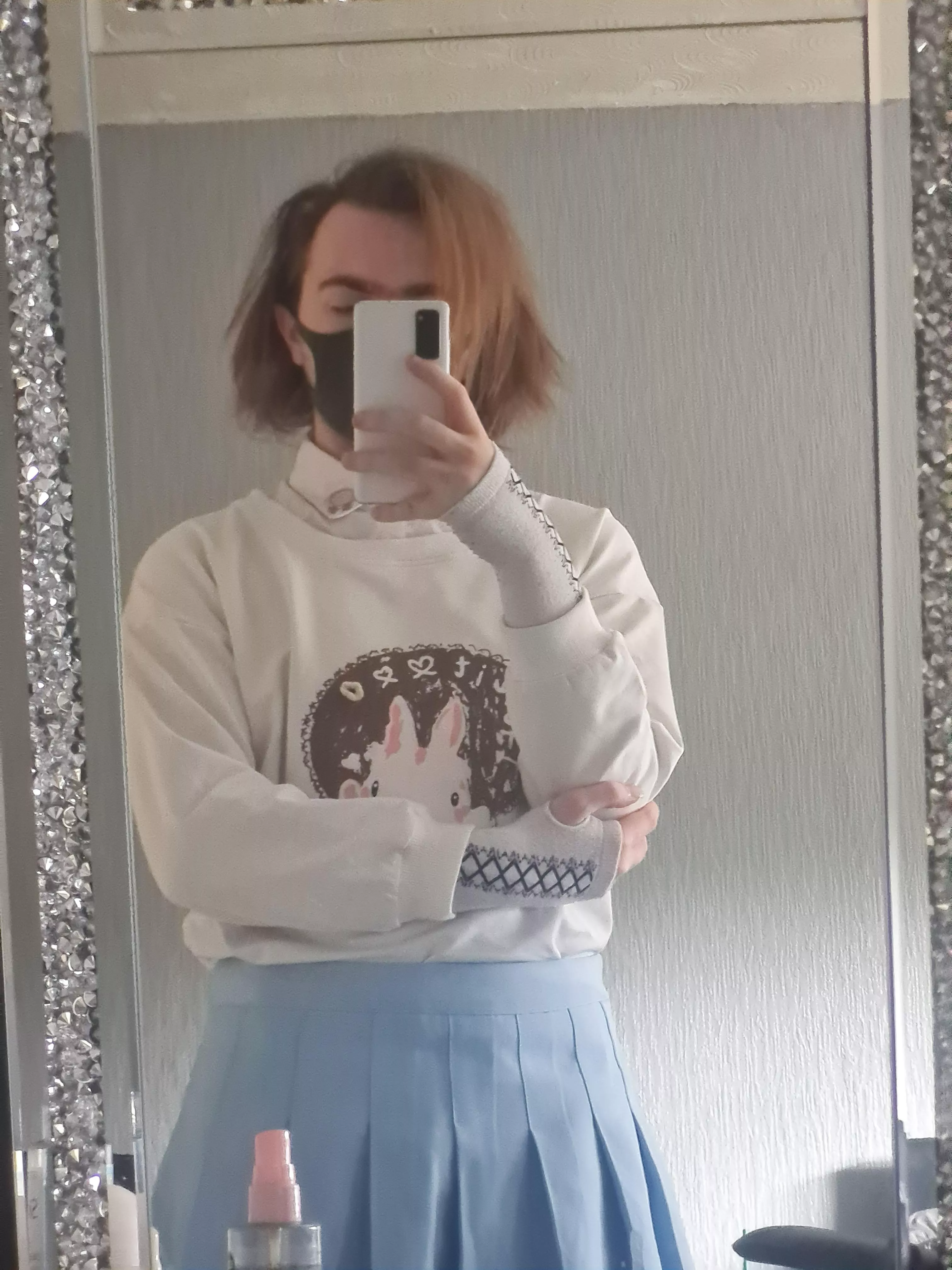 Had this idea for a while but idk how it looks what yall think :3 posted by Majestic-Prior-5570