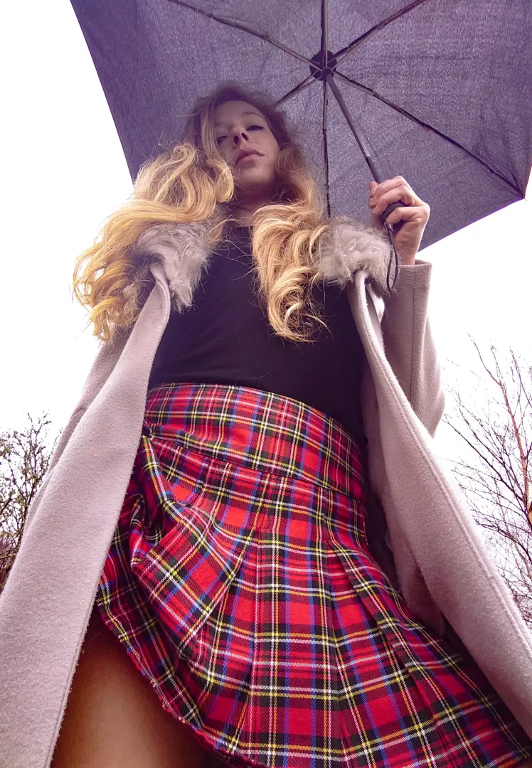 I'm not wearing any panties under this skirt posted by maidenadream