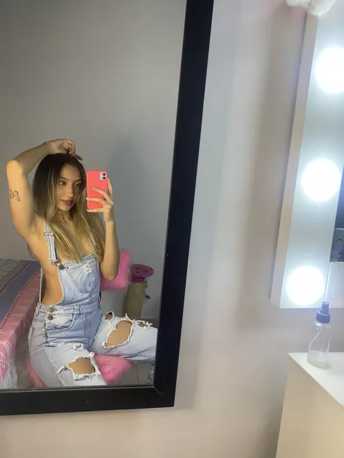 Keeping it smooth and hairless by Assurrefswk