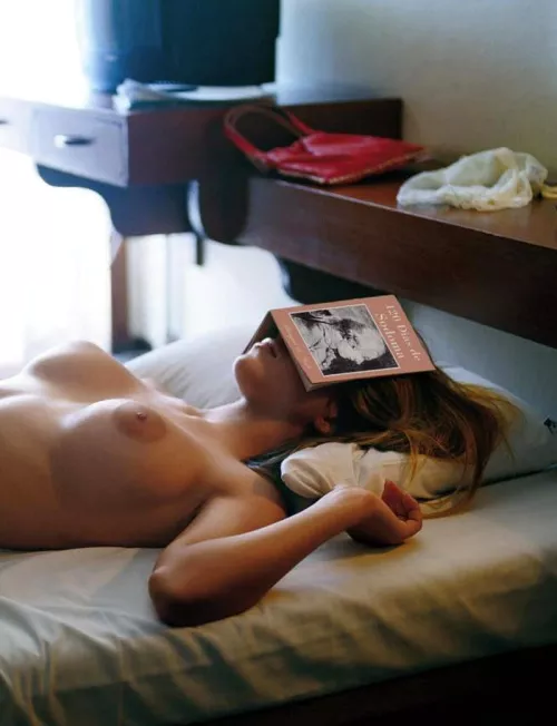 Nearsighted 👓 by AlexLeigh47