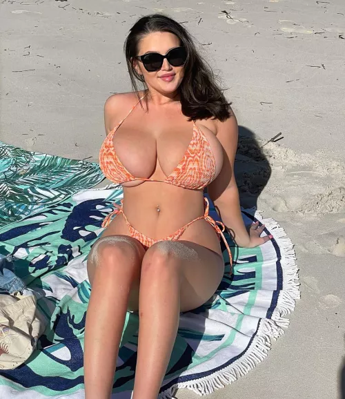 Perfect bikini body by JanaFan111