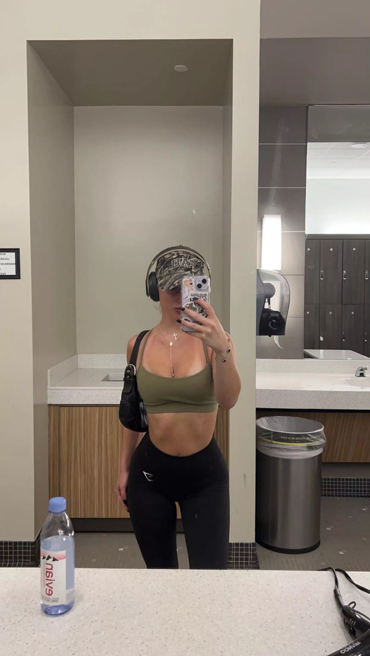 Pre-gym post [F] posted by jennyraee