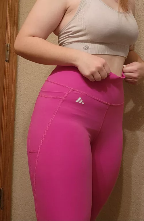 Pretty in pink by daddys_nasty