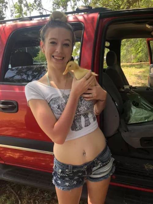 Return of the crop top queen lol. Anyone love her bellybutton as much as I do? by anonymous704530