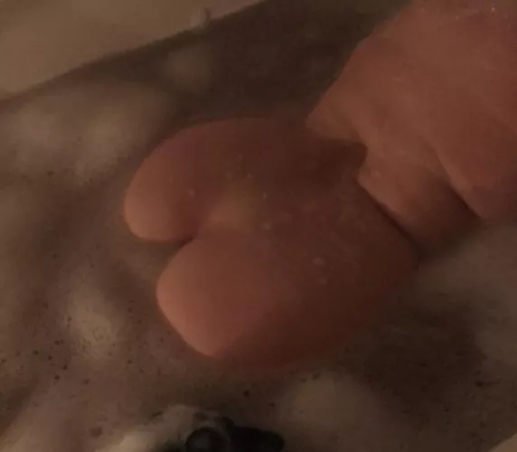 Saturday morning bubble bath. 61yo booty by showmemore61