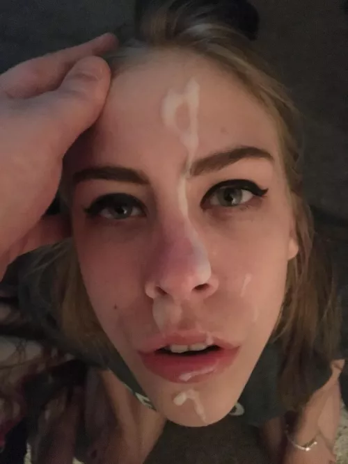 Shhh, don't tell my boyfriend. by seadona