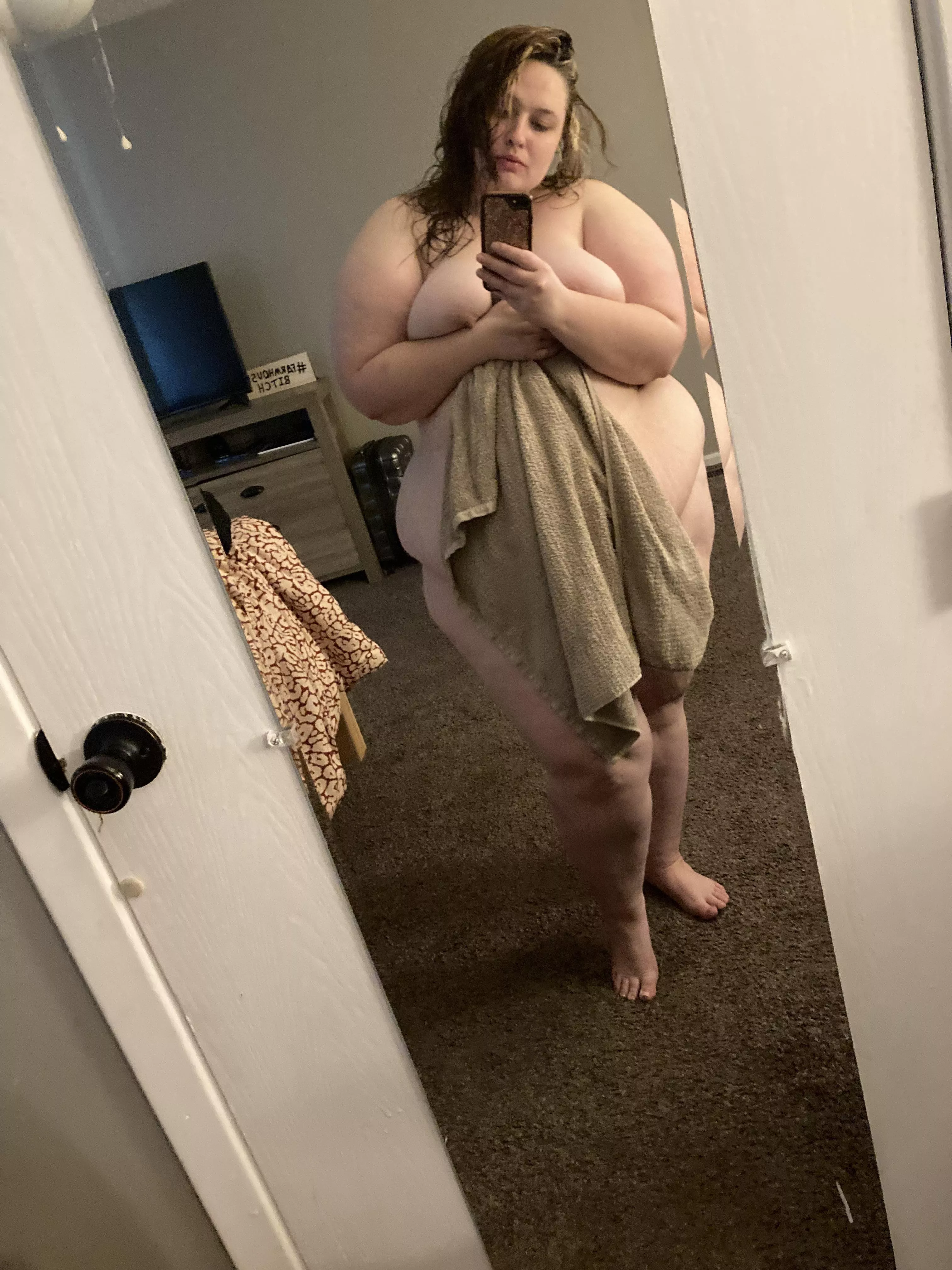 Should I drop the towel?? posted by QueenKatkink