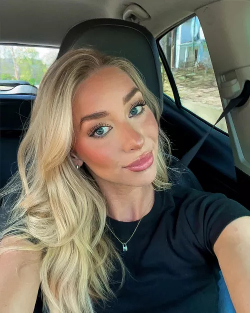 Taylor Garceau by HonestRunner