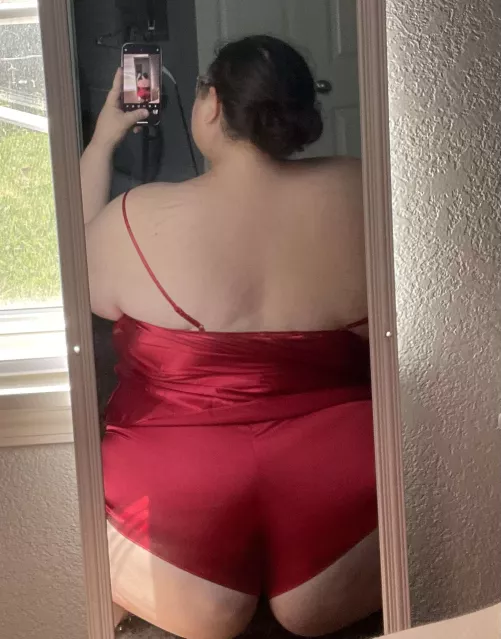 You can look. But you'll never be able to touch 😝 by Sinfully_Kali