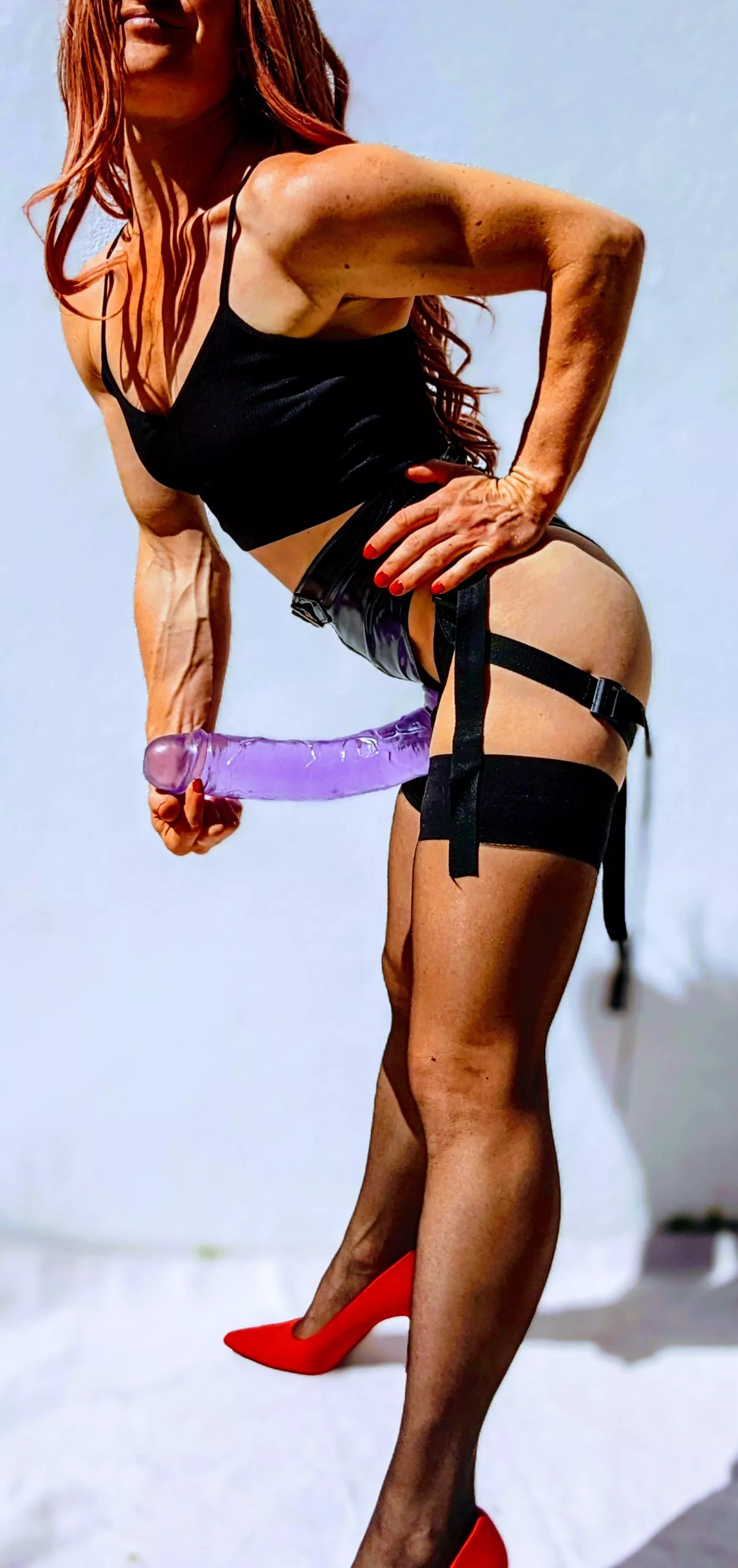 Your strong Mommy is here 💪 posted by powerfulzoyaxxx