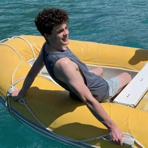 21 and gripping on for dear life hahaha by yc_hot