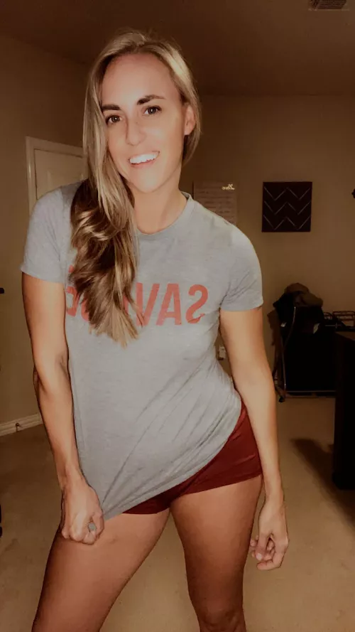 All smiles today by BikiniSquats