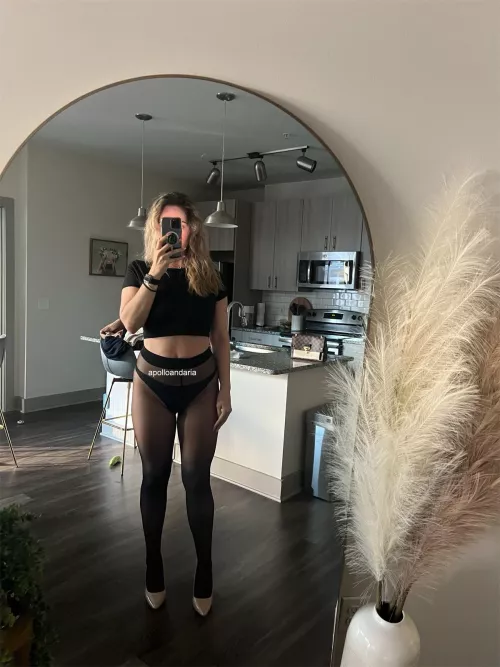 Are you hungry by apolloandaria