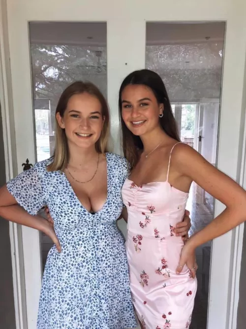 Blue or pink ? by TheEffecxx