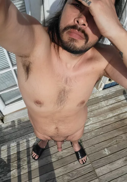 Bright outside ☀️ by Keedic_don