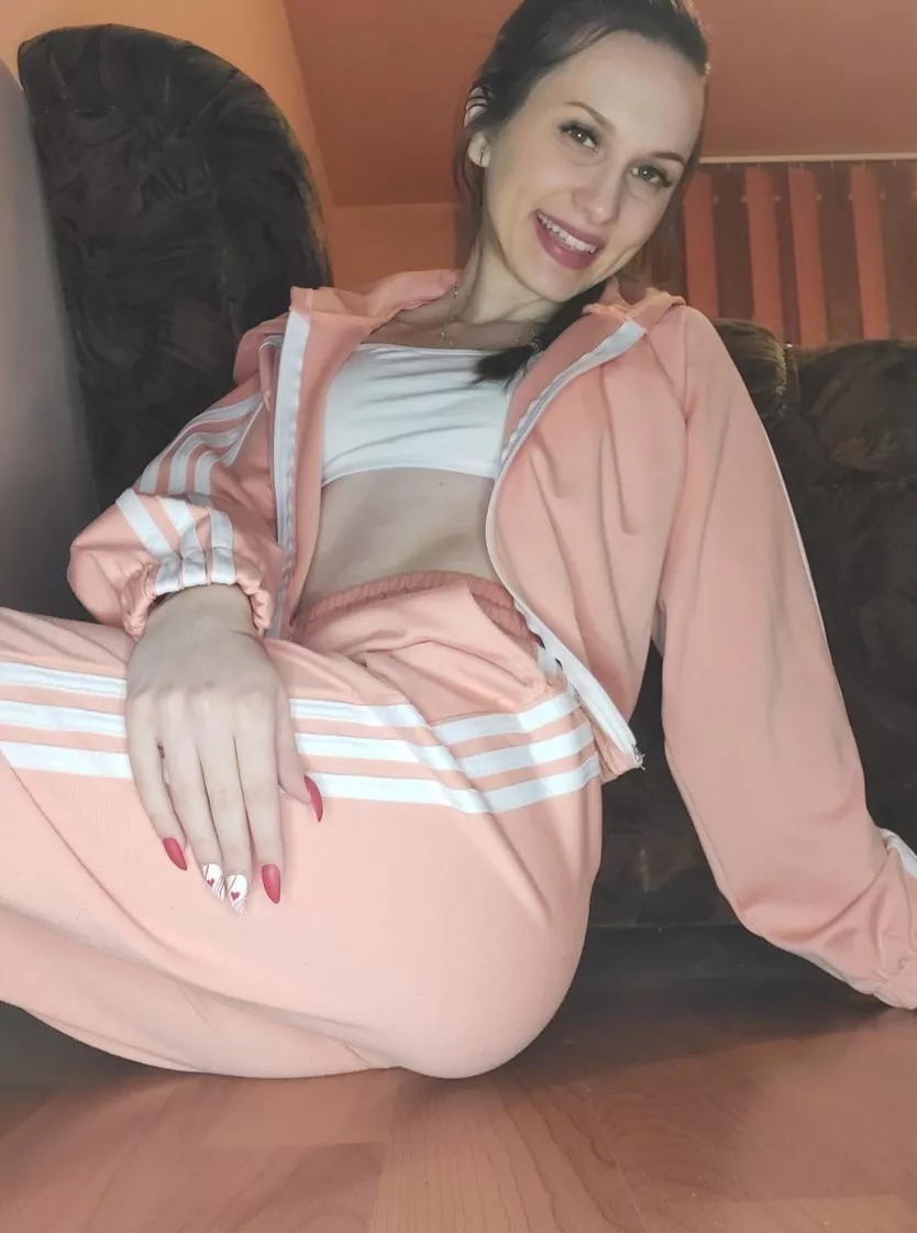 Can you keep up with me in bed? posted by WatkinsMegan