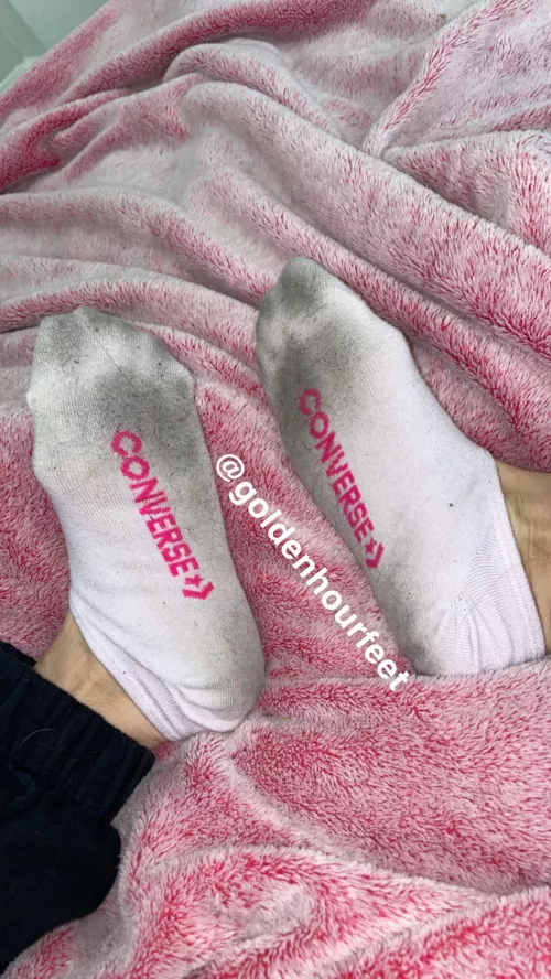 Do you like my toe prints?🥰 [selling] by goldenhourfeet