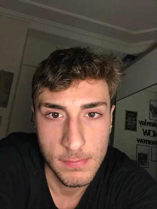 Feeling good :)) by Busy_Ease3091