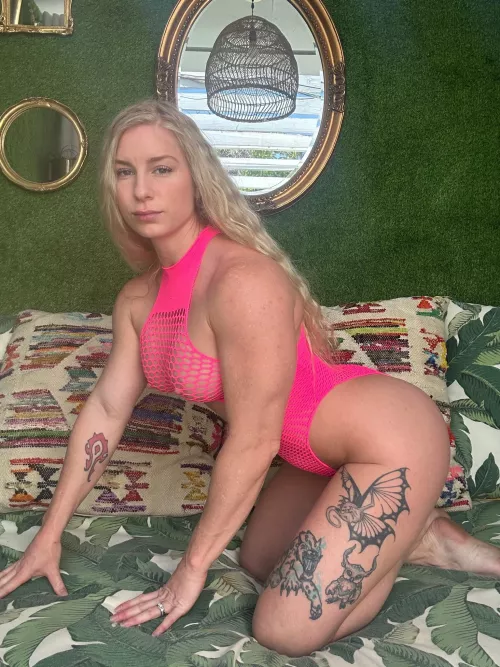 Female Bodybuilding is sexy by talulahmae_fit