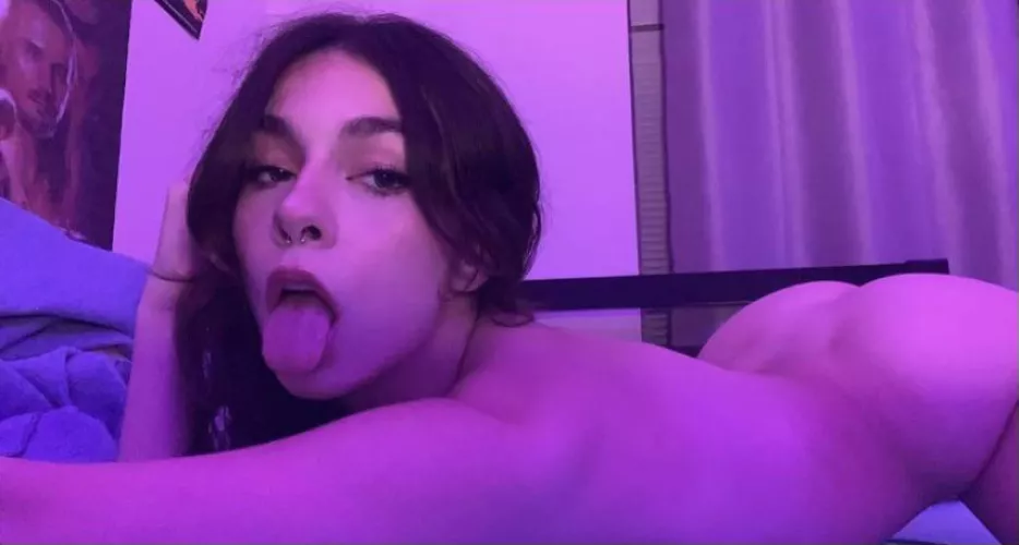 Fuuuuu who is this??? by Adonis____