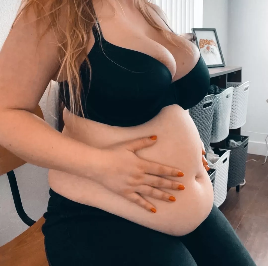 guess whose back🥺 missed me?🥰 posted by Alice_colonel