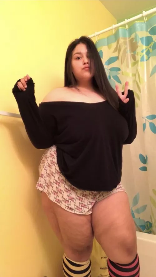 🙈🙈😂😂 it’s iight 😘 by YakComfortable4028