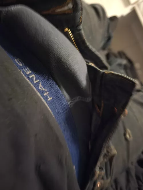 just waiting to be sucked by Jjay365