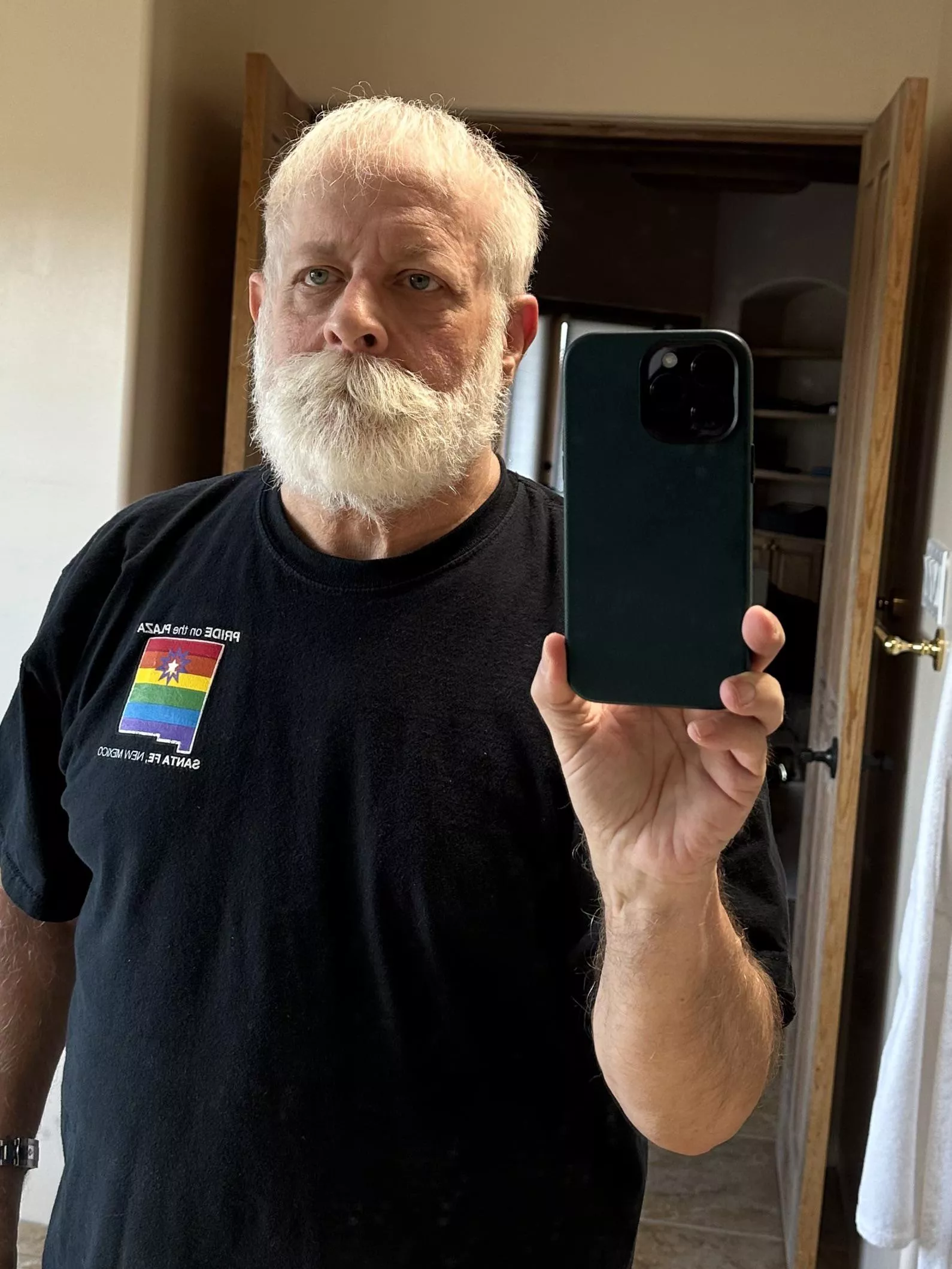 Like my hair combed on my forehead? I like the beard and bangs combo when I have a good hair day. posted by beemerguy7