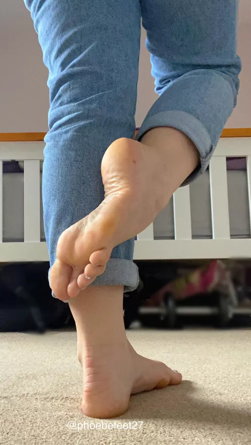 Meaty soles 🥘 by phoebefeet27