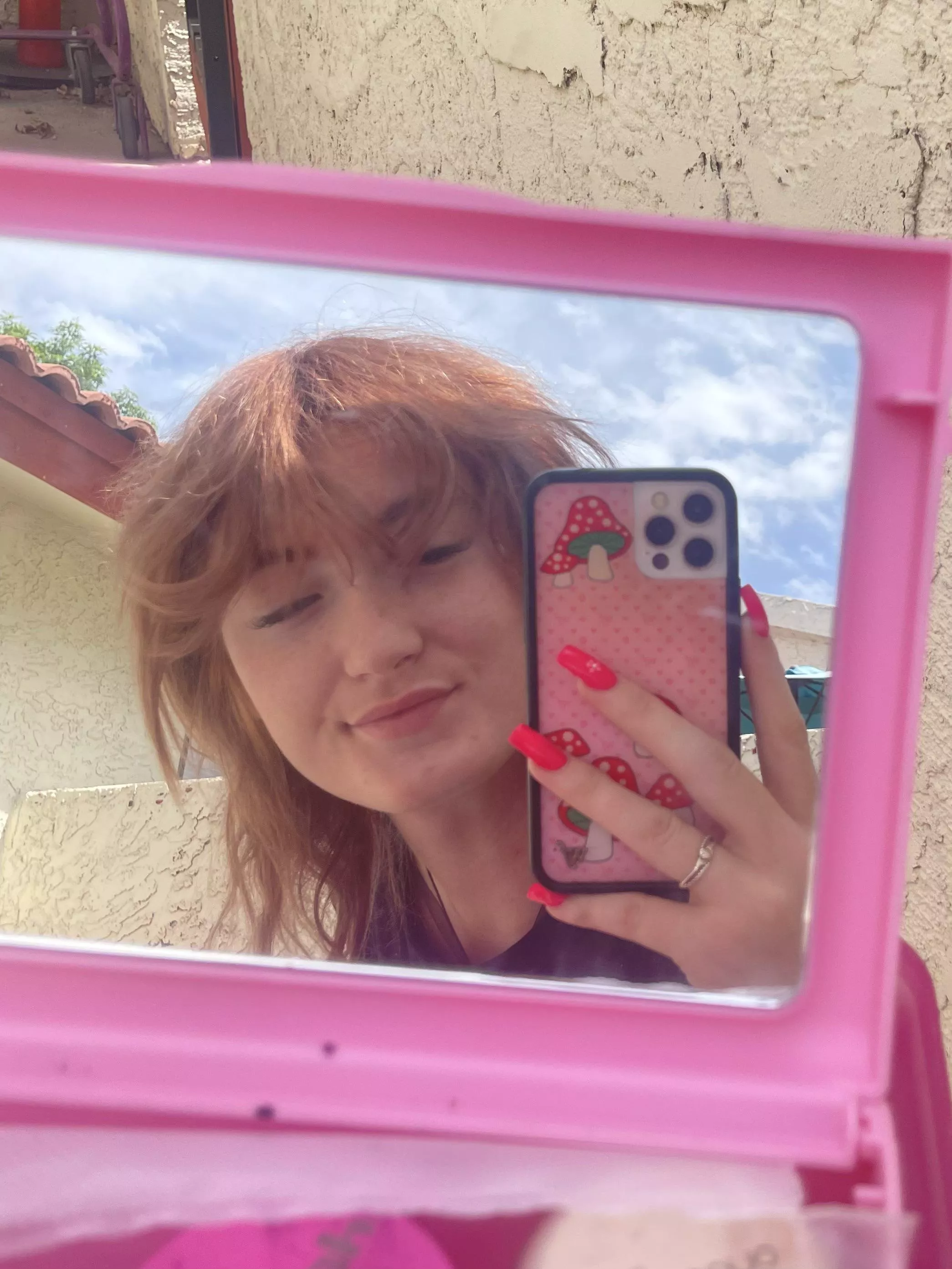 Morning bangs posted by SaintBunnie