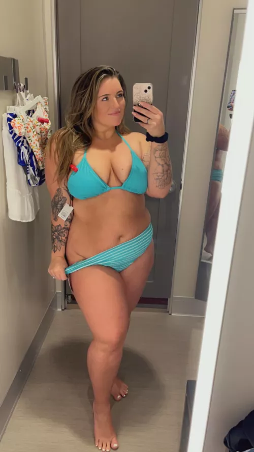 Not sure if this mom bod should be in this….but here we are🫣 by OhSimplyHannahh