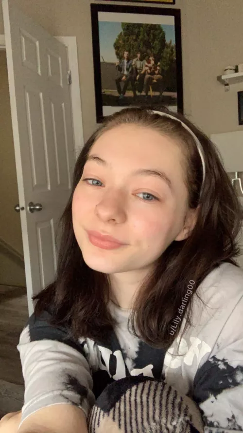 So you like petite girls? by lily_darling00