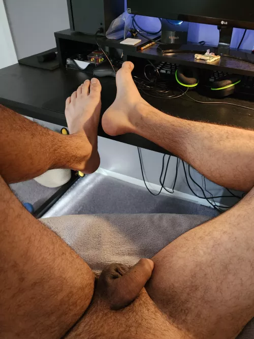 Someone help me get through this workday! by Fully_torqu3d