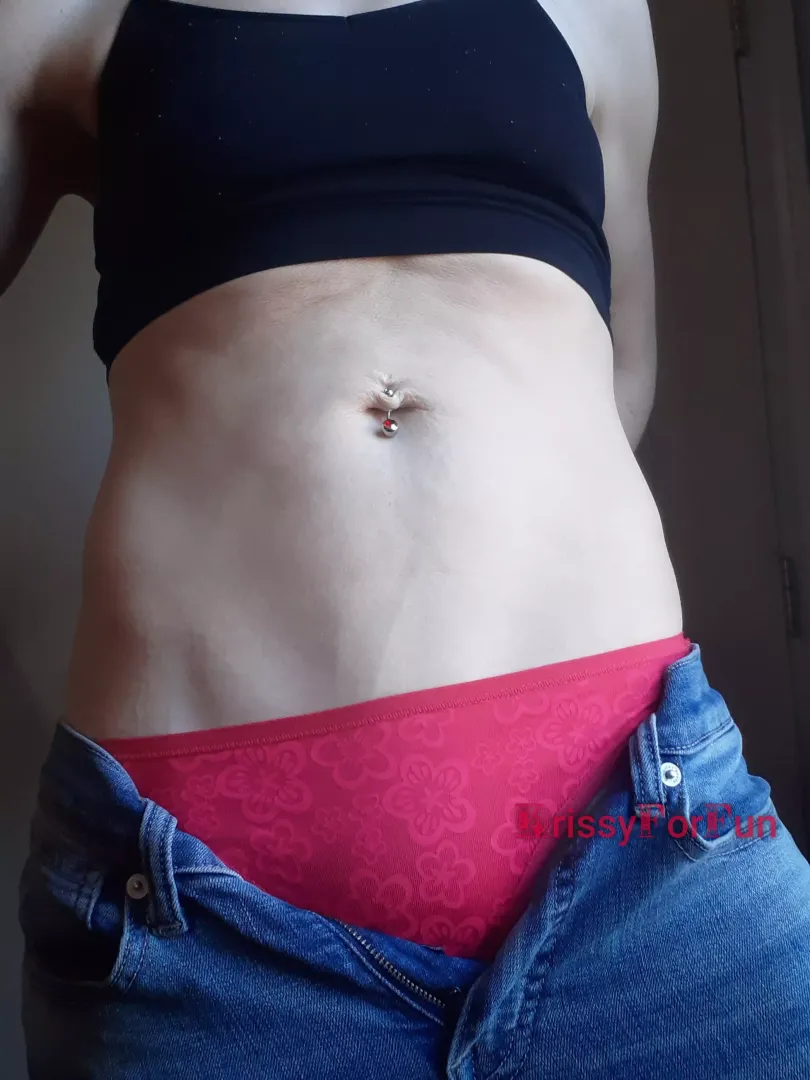 Subtle Flower Peek posted by KrissyForFun