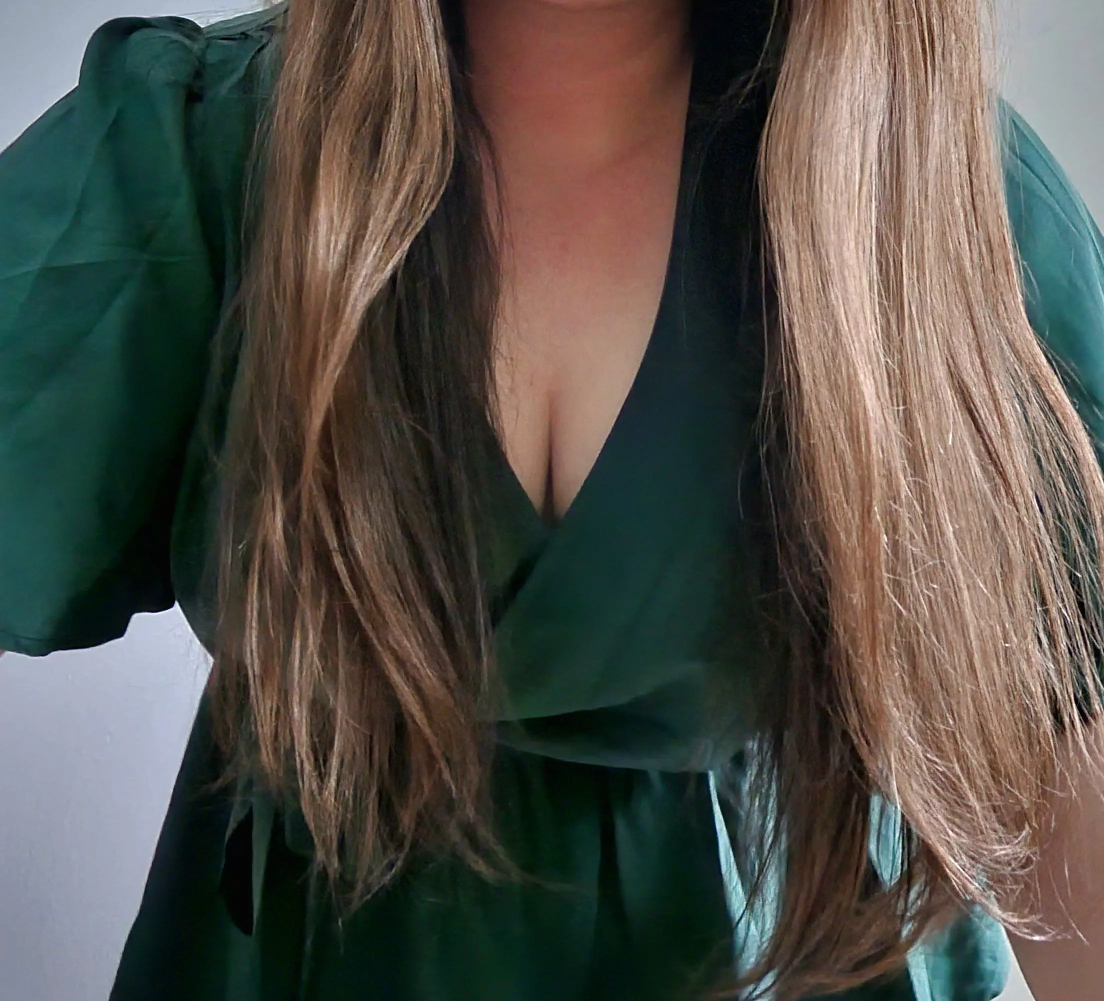 tasteful weekend cleavage posted by No_Data_2101