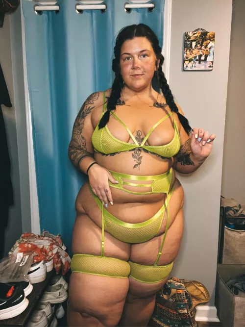 The more I eat the bigger my fupa gets 😏 by PaleAd1130