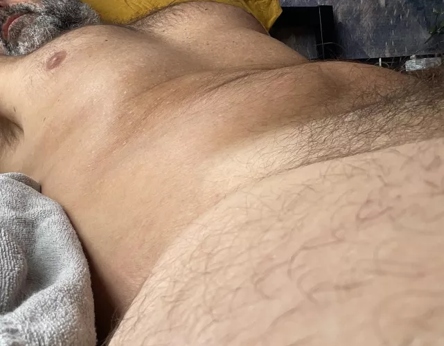 wanna jo? looking for hairy or untrimmed guys. 45. maxsky22457 by skyhawk888