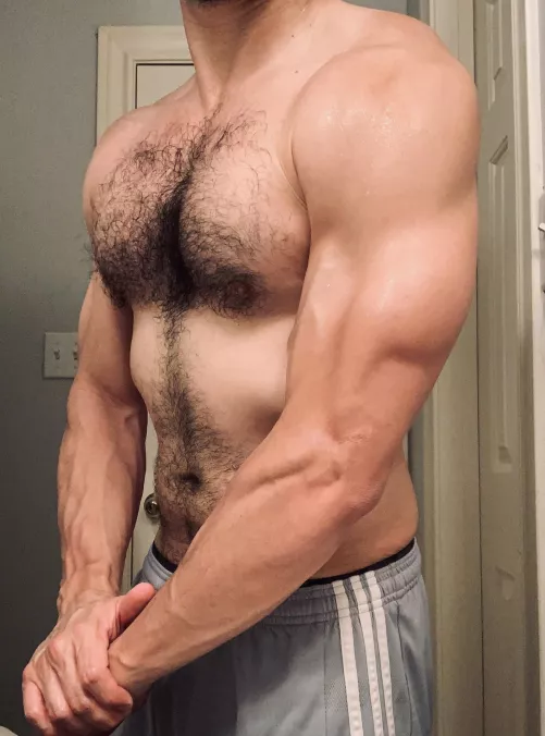 36 [M] No fancy supplements, just discipline, consistency, and good lighting. by Just4dizz