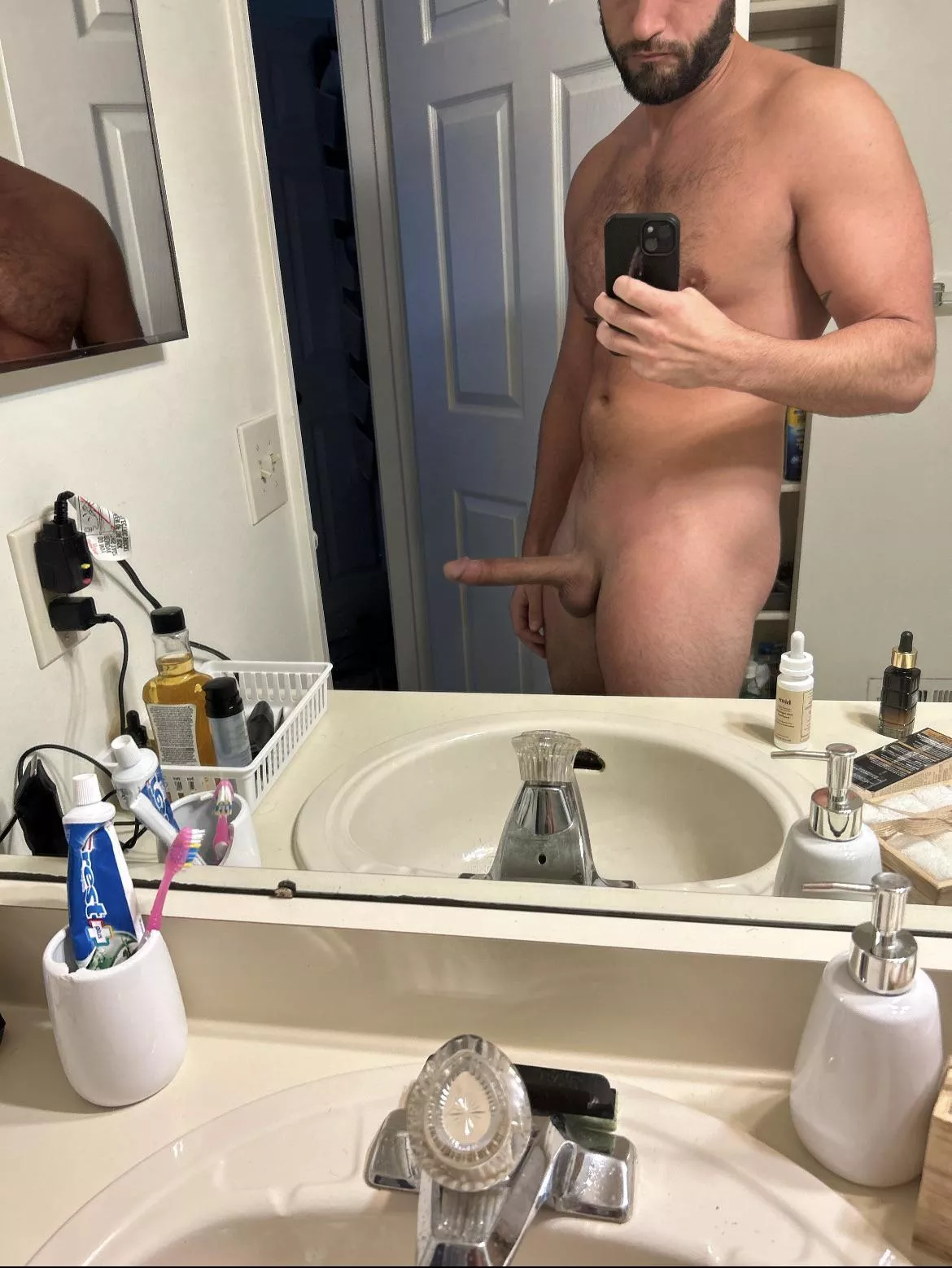 [36] Mondays are hard for dad 😊 posted by crZy8s91