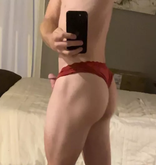 Can someone fuck me? by Dependent-Nebula-463