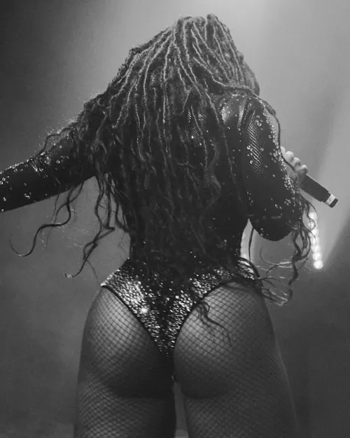 chloe from behind by nsfwalt_ayy