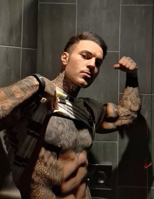 Daddy's home ;) by bahamianDowel769