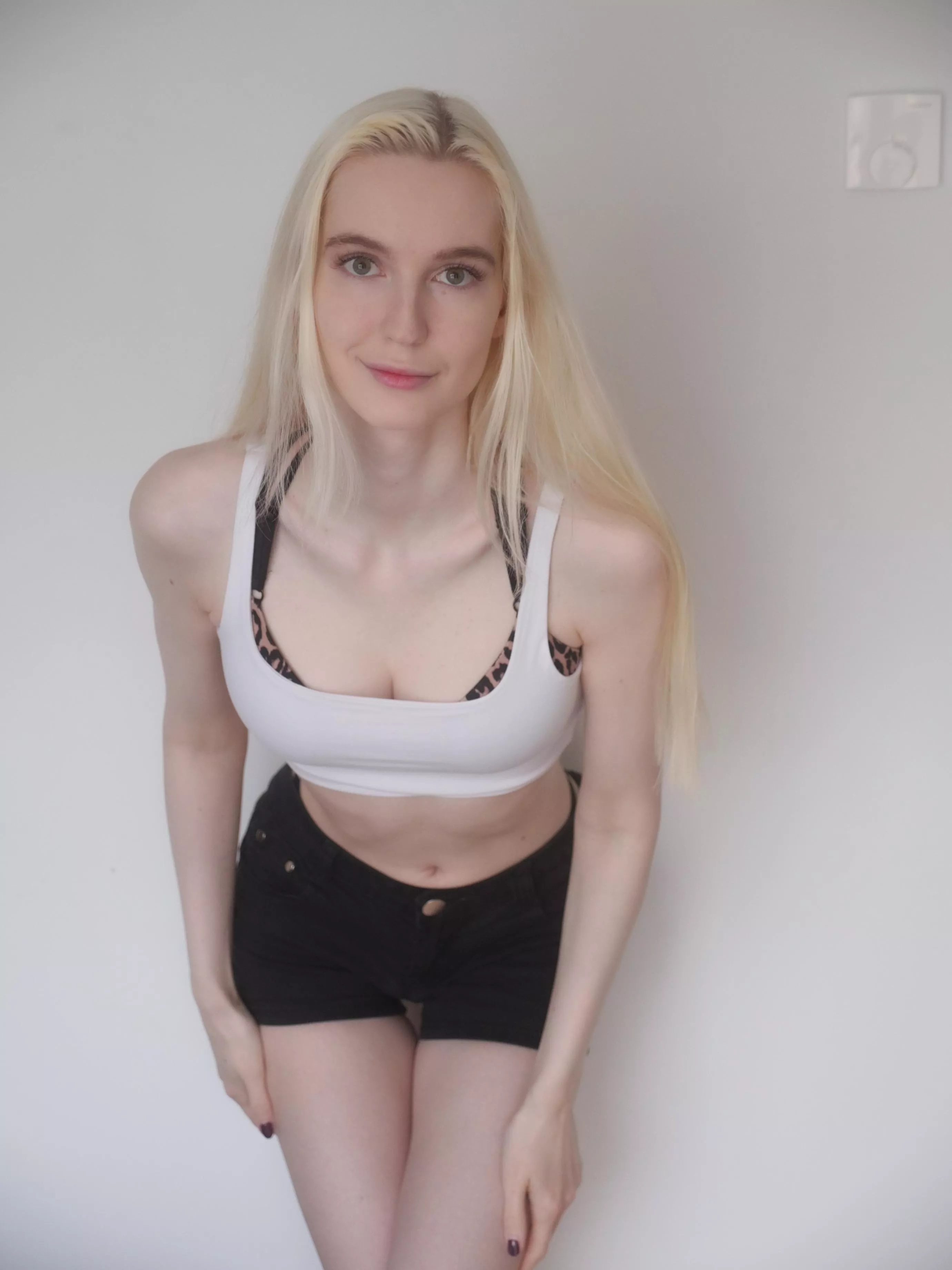 Do I look like a Ti[f]a from FF7? Except hair color! posted by Shinaryen