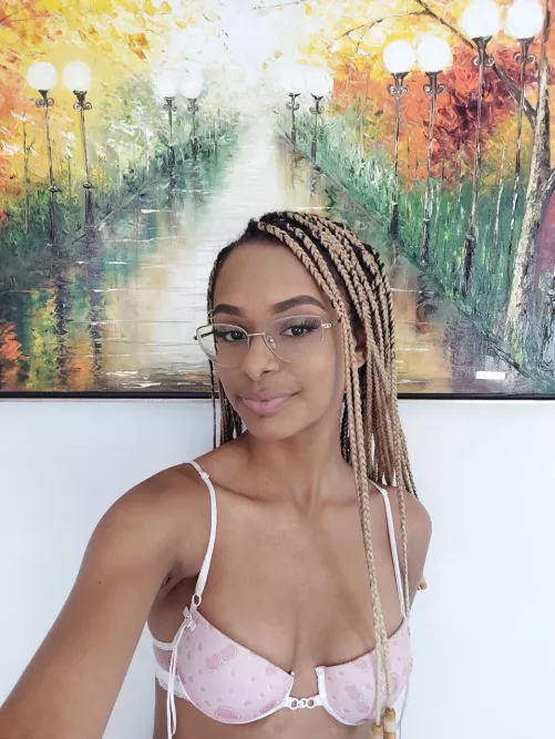 Don't underestimate the power of a cute smile and a kind heart. by eududarosa