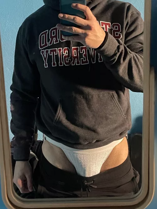 Getting sweaty 💪🏼 by Aiden-88