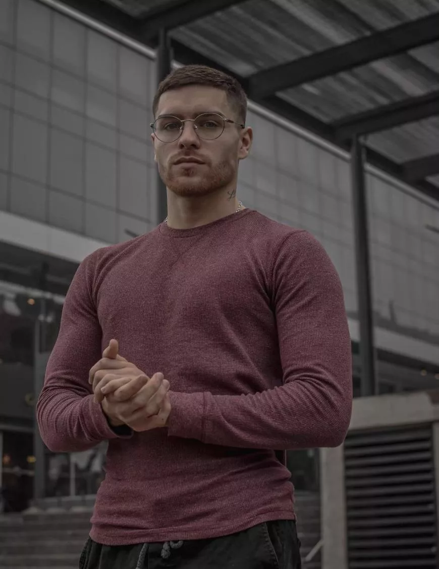 Glasses! do I look smart now? Also, realizing I am the reason why all my relationships failed = not fun posted by GringoNoBrasil2013